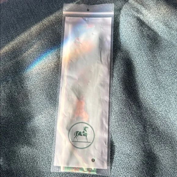 Green Silk Scarf with Horse and Carriage Design - Picture 5 of 5